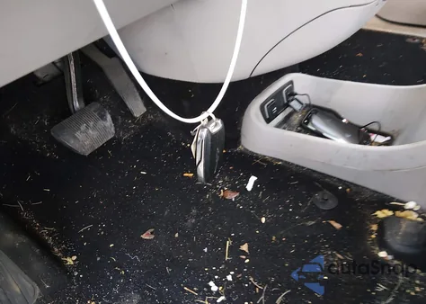 2017 Chrysler Pacifica Touring-L Plus z USA, uszkodzony, nr VIN 2C4RC1EG9HR543701